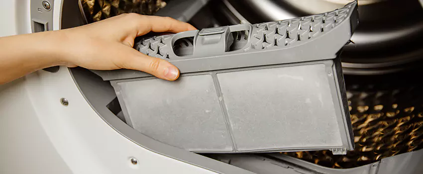 Signs Of A Clogged Dryer Lint Trap in South Plainfield, New Jersey